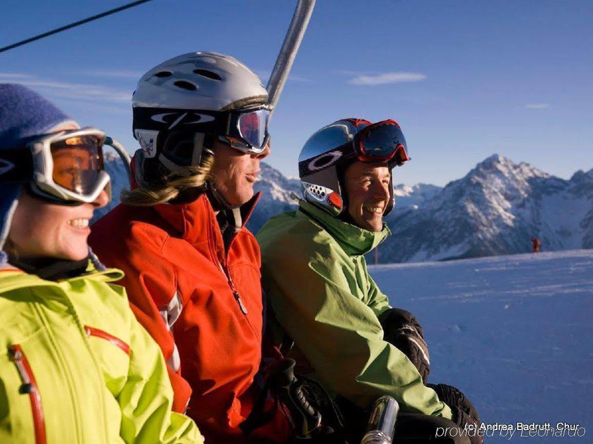 Hotel Belvedere Scuol Quarto foto